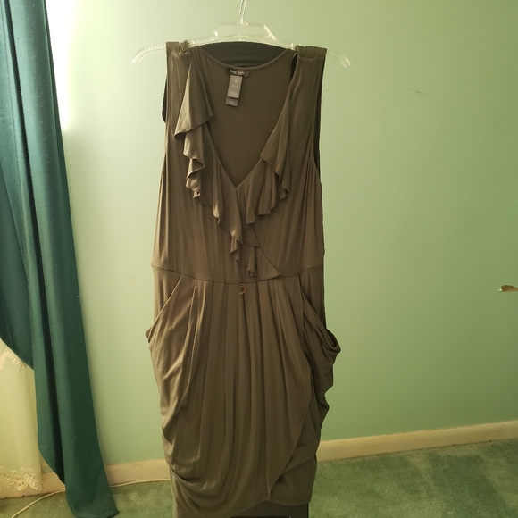 Dark Green Dress - Picture 3 of 3